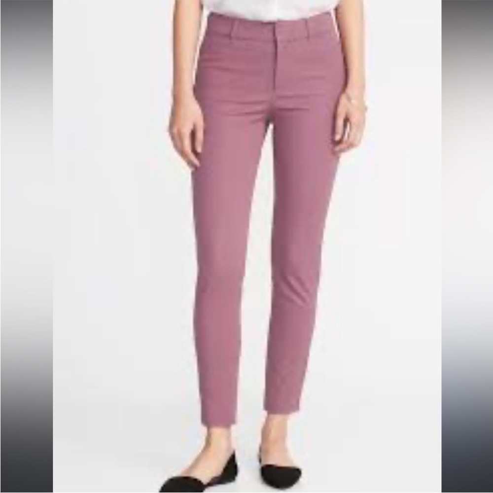 New York & Company Women's Lavender Flat Front Mid Rise Skinny Pants Size 8